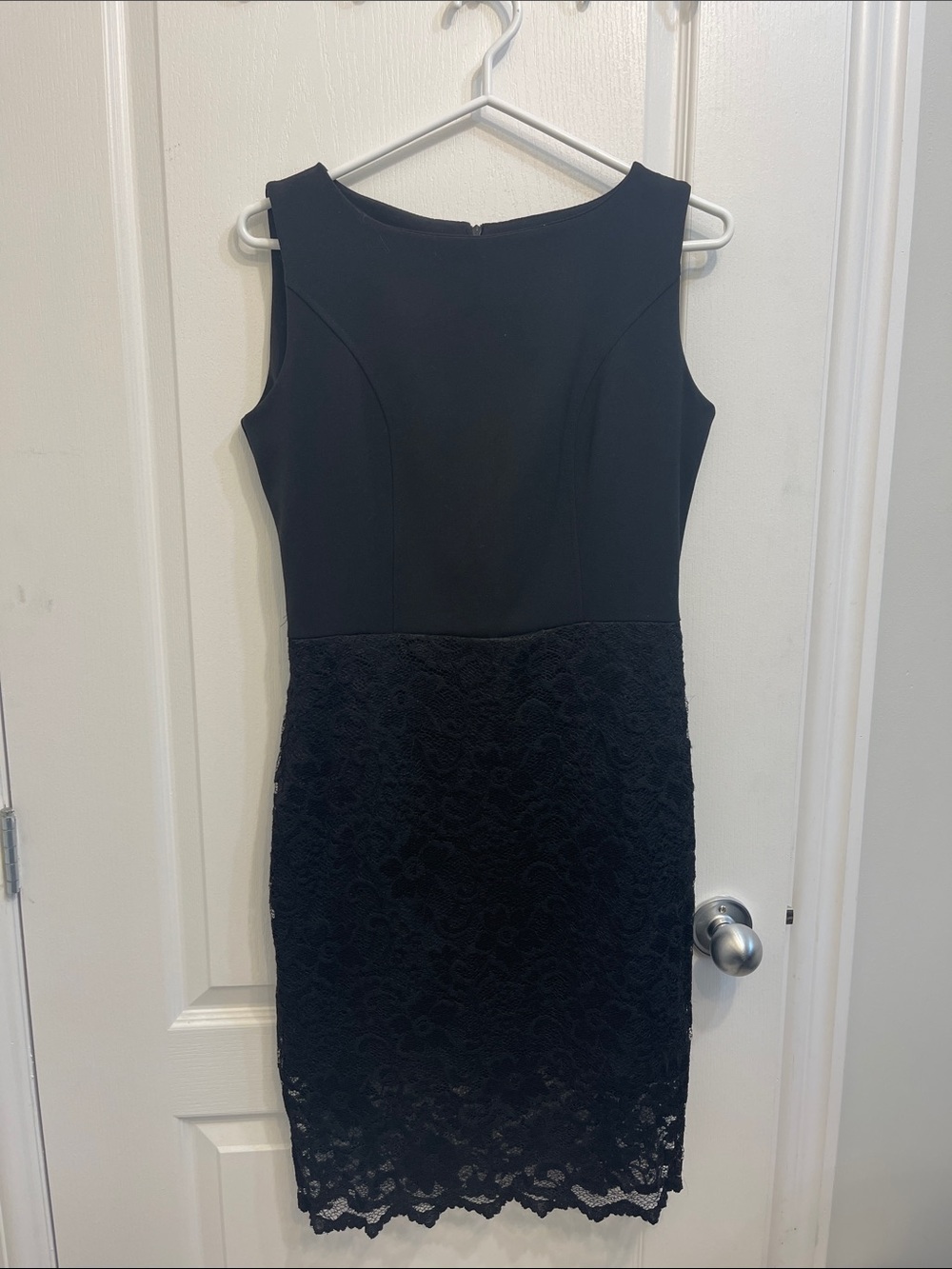 Rinascimento Black Sleeveless Lace-Overlay Midi Dress